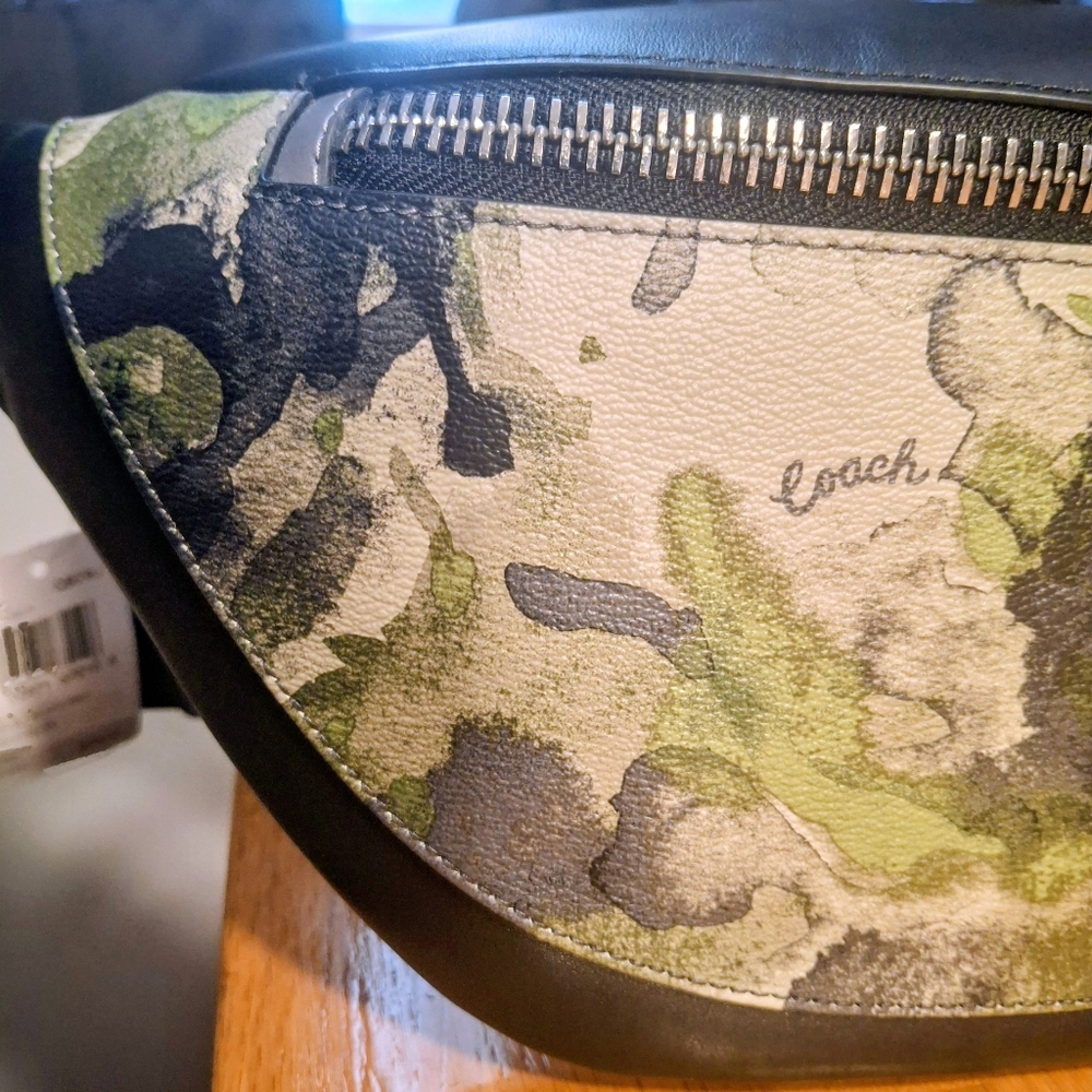 Coach Warren Belt Bag With Watercolor Script Print - Picture 4 of 16